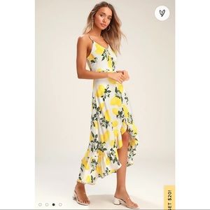 Lulu’s High-Low Lemon Dress 🍋